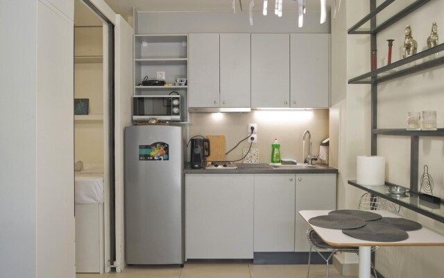 Milanou Glyfada G4 Corner