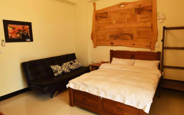 Half Leisure Bed and Breakfast