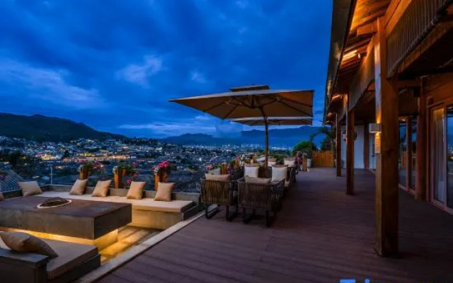 Xinsu Snow Mountain Qingcheng Panoramic Holiday Club