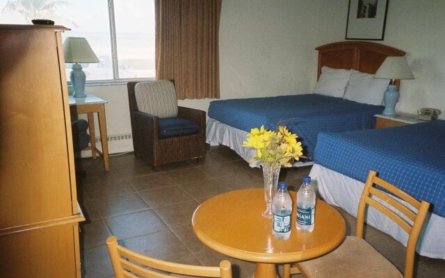 Beach Plaza Hotel