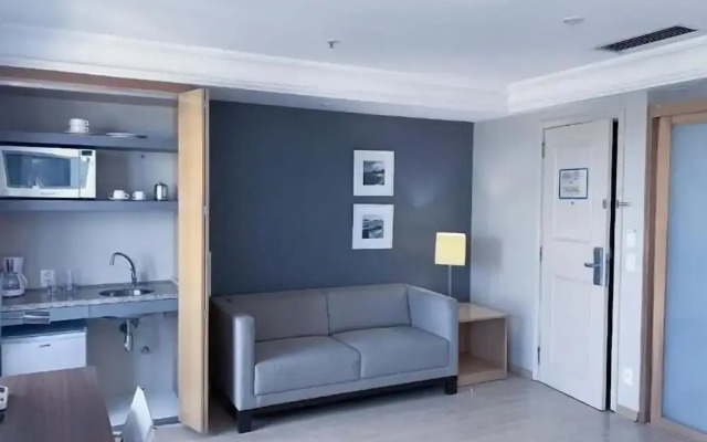 Flat Mediterraneo com garagem