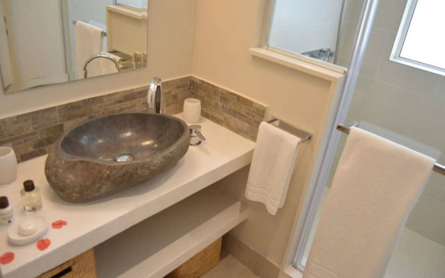 Rive Bleue Luxury Apartments