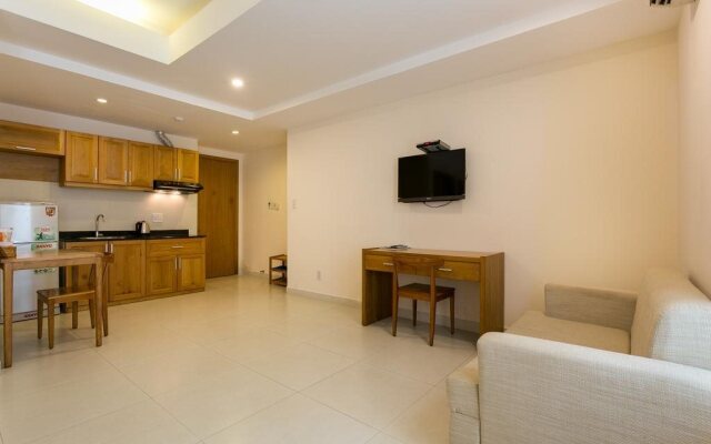 OYO 202 Eden Park Saigon Hotel