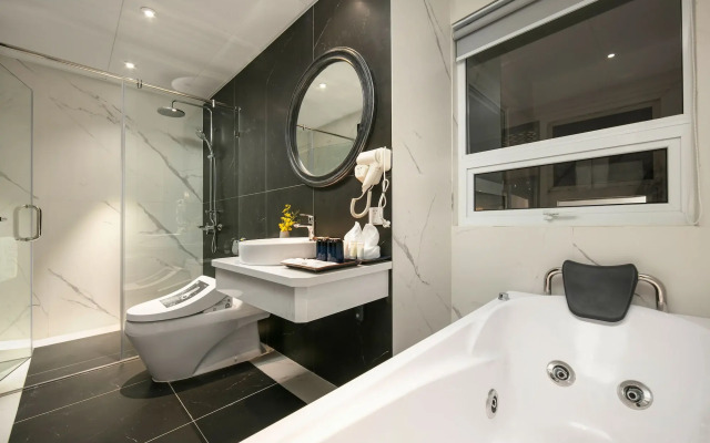 Shining Boutique Hotel and Spa