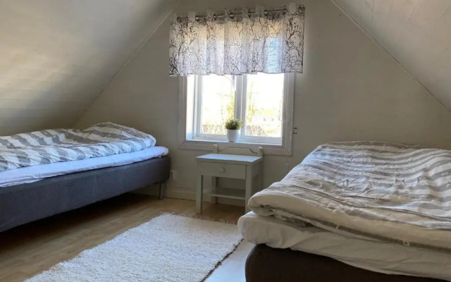 Villa Violen belägen i centrala Borgholm, Öland nära badplats.