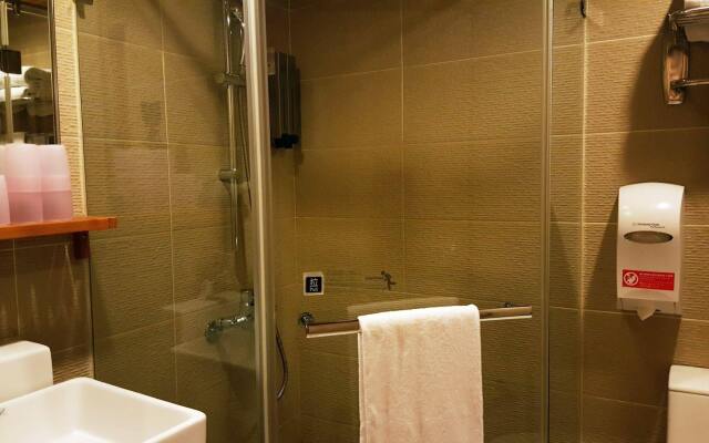 The Riverside Hotel Hengchun