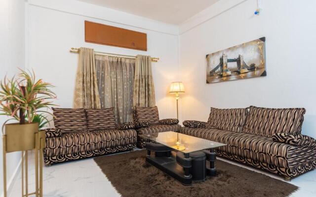 Trinayan Guest House