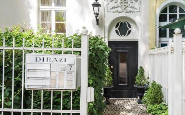 Dirazi Guesthouse