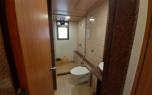 Hotel Sai Palace Express