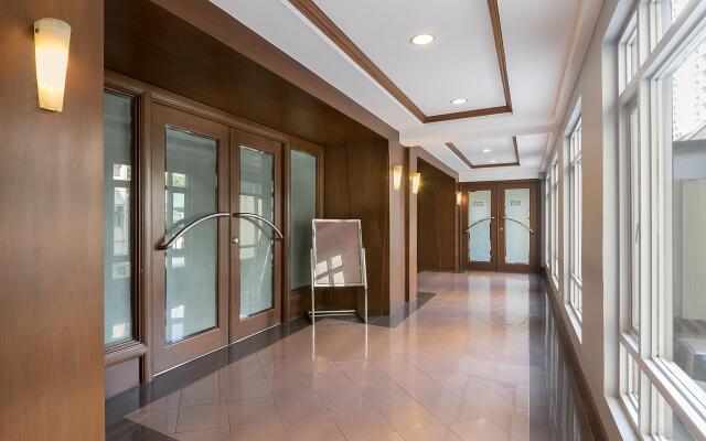 Tropicana Suites