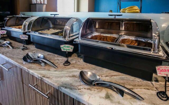 Microtel Inn & Suites by Wyndham Pecos