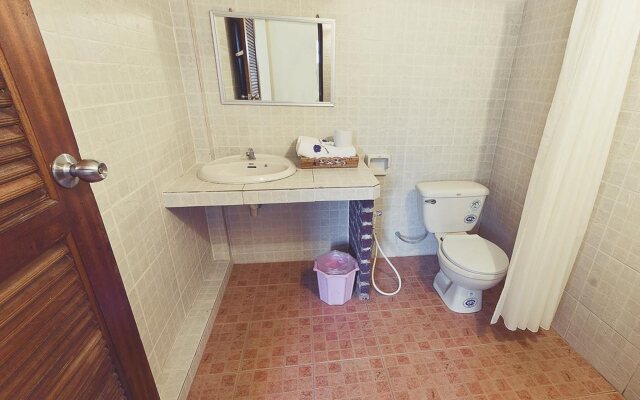 Krathom Khaolak Resort