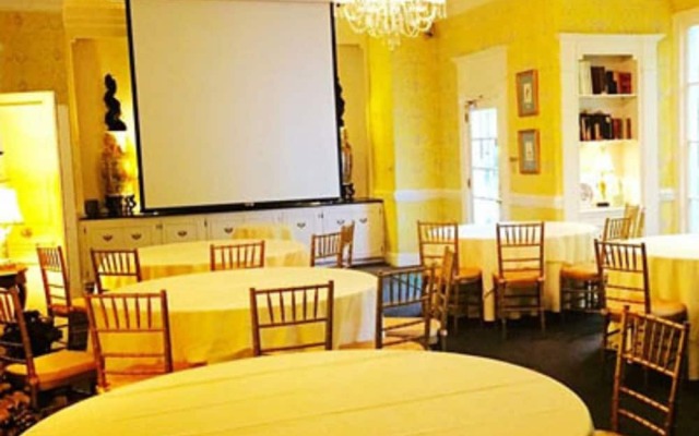 The VanLandingham Estate Inn & Conference Center
