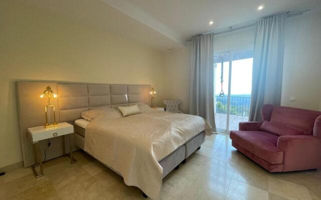 Villa Olga MARBELLA- GOLDEN MILE -Breathtaking SEA VIEW- PRIVATE POOL