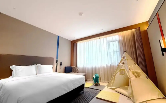 Holiday Inn Express Haikou Xiuying Port by IHG