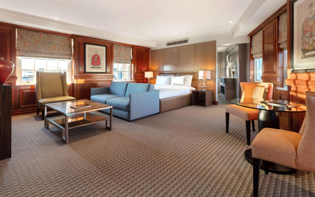 Отель Radisson Blu, London Bond Street