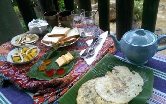Ella River Side Hostel