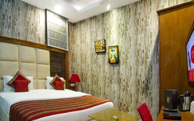 Hotel Omega Residency