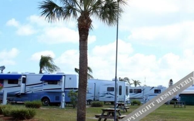 Gulf Air RV Resort - Campground