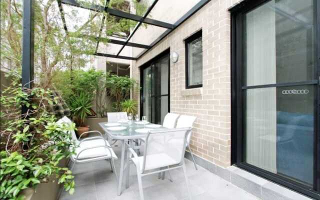 Bondi Beach Garden Apartment