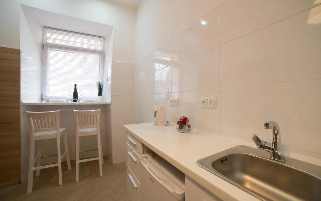 Mini-Smart economy apartment on Saint Teodor 5
