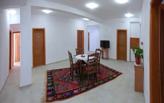 Hotel Almira