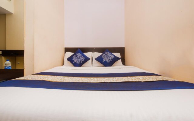 Hotel Daisy Residency