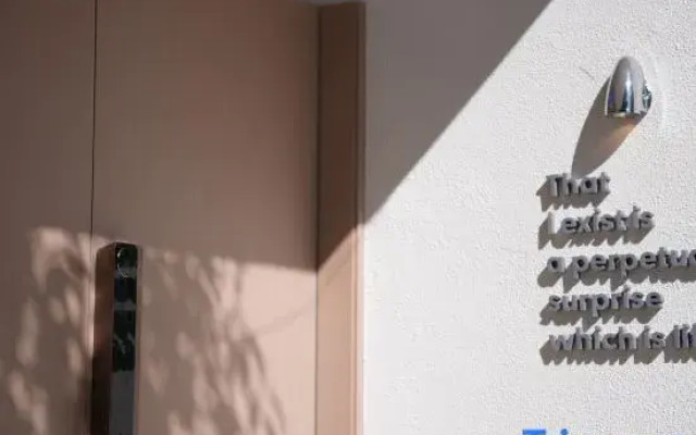 The Juno's Mew-Mew Hotel