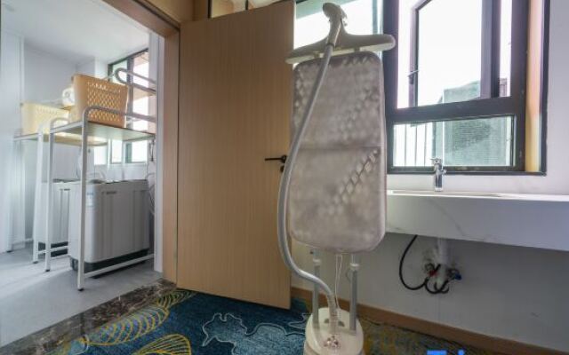 Yunhai Hotel