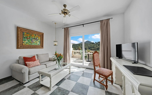 La Moraleja The Quiet Hotel- Adults Only