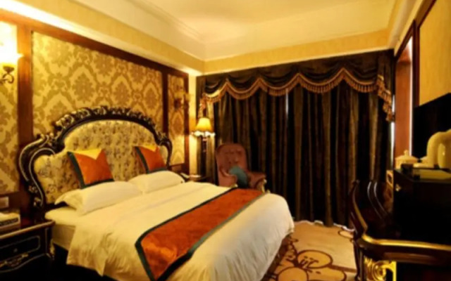 Chengdu French Theme Gold Palace