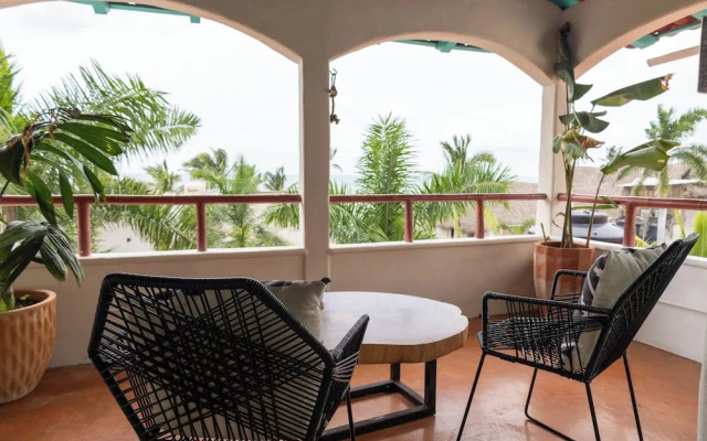 Sayulita Central Hotel