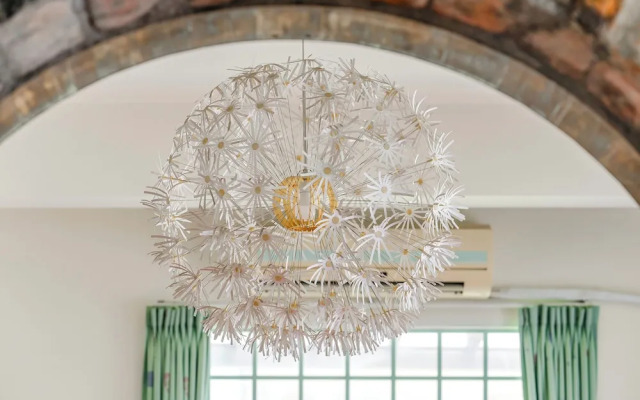 The house of Her man yessir