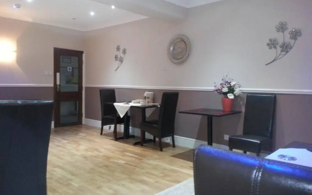 Arman Lodge House