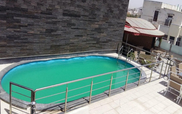 Peppermint Hotel
