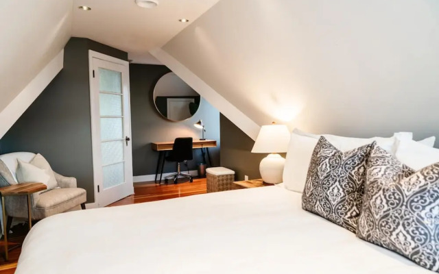 Dt Hot Tub Sauna Huge Yard