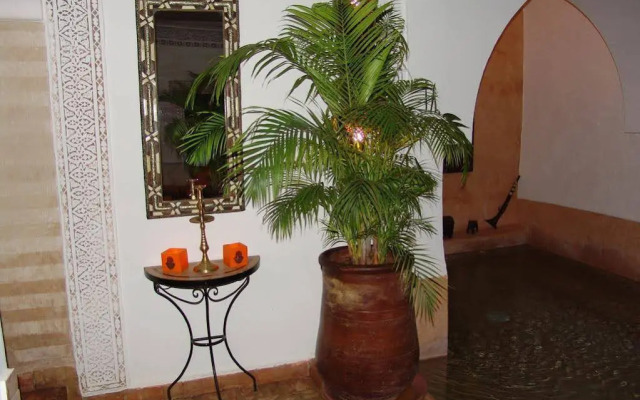 Riad Les Nuits De Marrakech