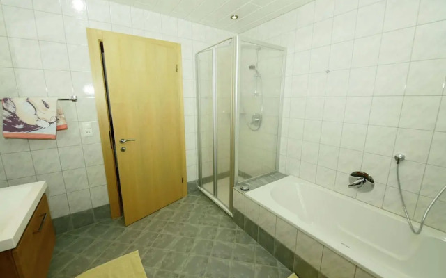 Spacious Apartment near Ski Area in FÃ¼genberg