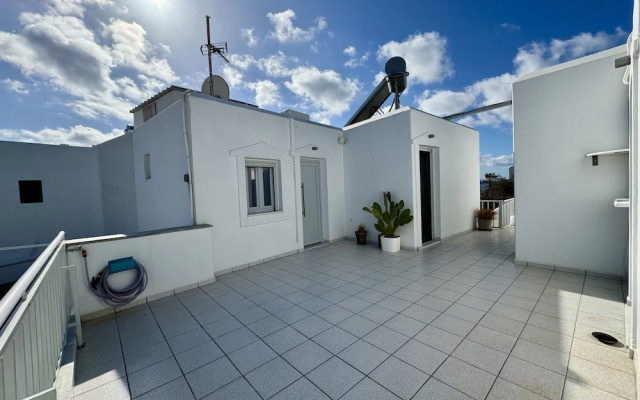 Sunshine Bay Suites