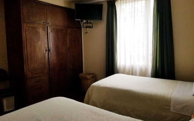 Travellers Inn