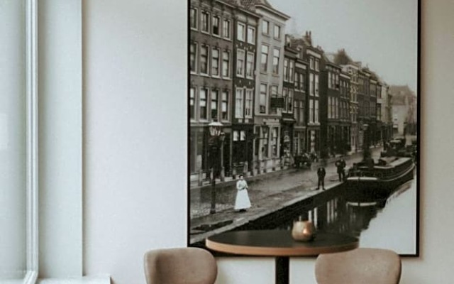 Boutique Hotel First City