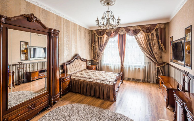Beautiful apartment D.Galytskogo