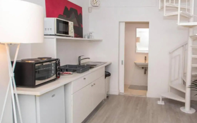 Stylish 1 bedroomed apartment in Sea Point - Caprice