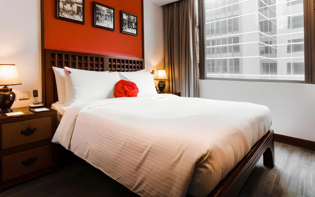 Butterfly on Wellington, Central