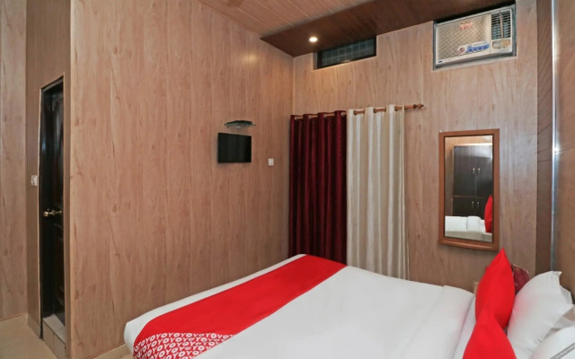 Hotel Maha Laxmi Palace by OYO Rooms
