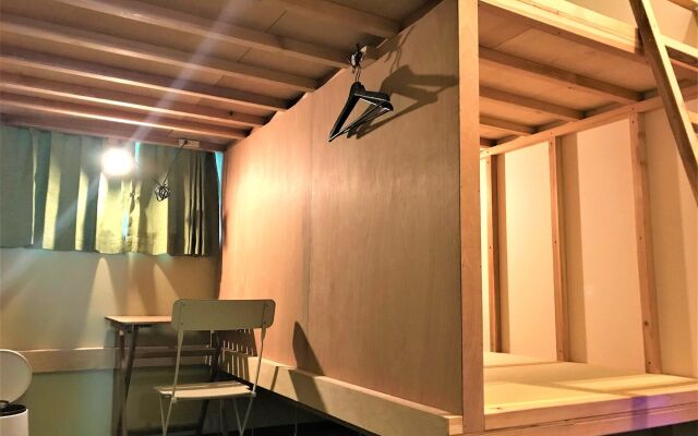 AIEN Coffee and hostel