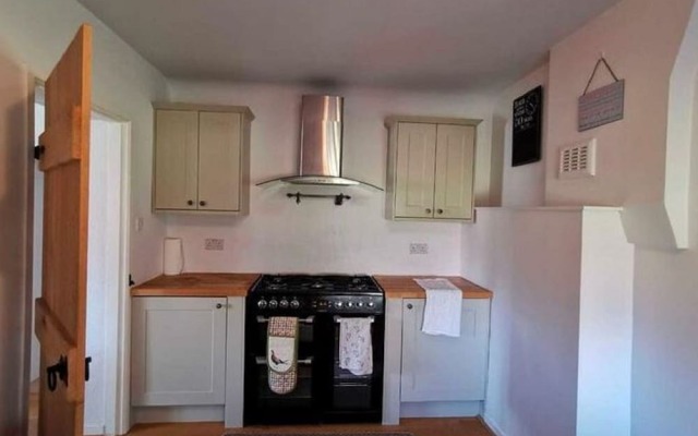 Vintage Holiday Home in Worcestershire With Jacuzzi