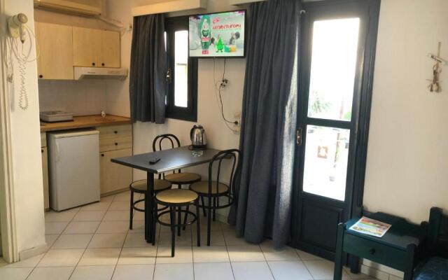 Apartment for 4 Near the Beach