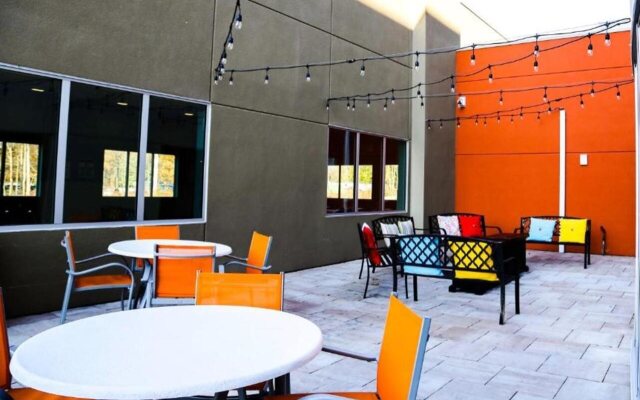 Holiday Inn Express & Suites Kingston-Ulster by IHG