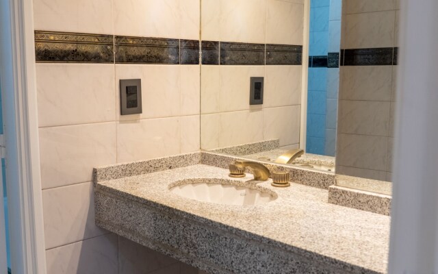 Ducal Suites Hotel